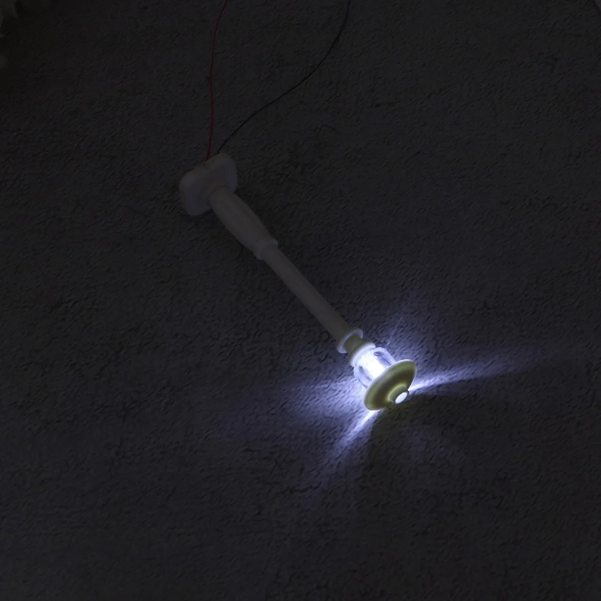 6 Pcs Mini LED White Roller Skates Toe Caps X8896