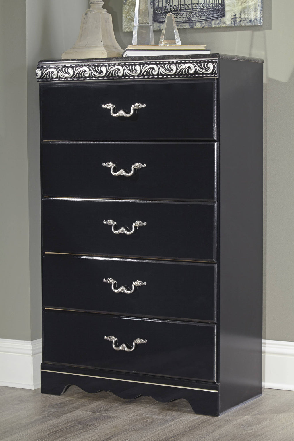 Five Drawer Chest D56406