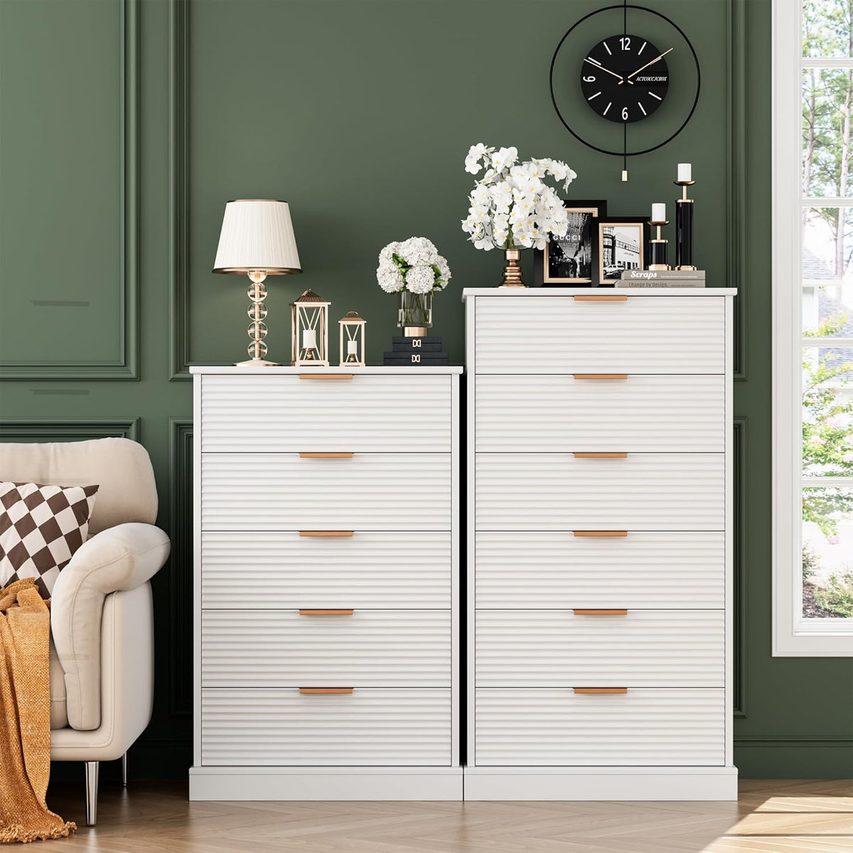 6 Drawer White Dresser C514179