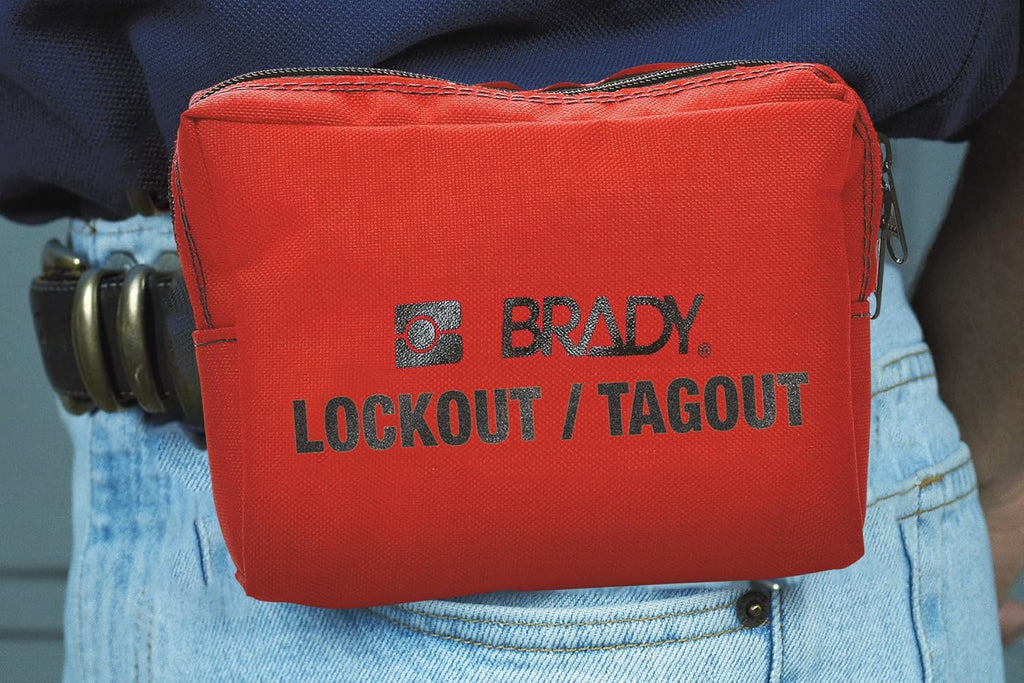 Red Steel Padlock Sampler Pouch Kit K213
