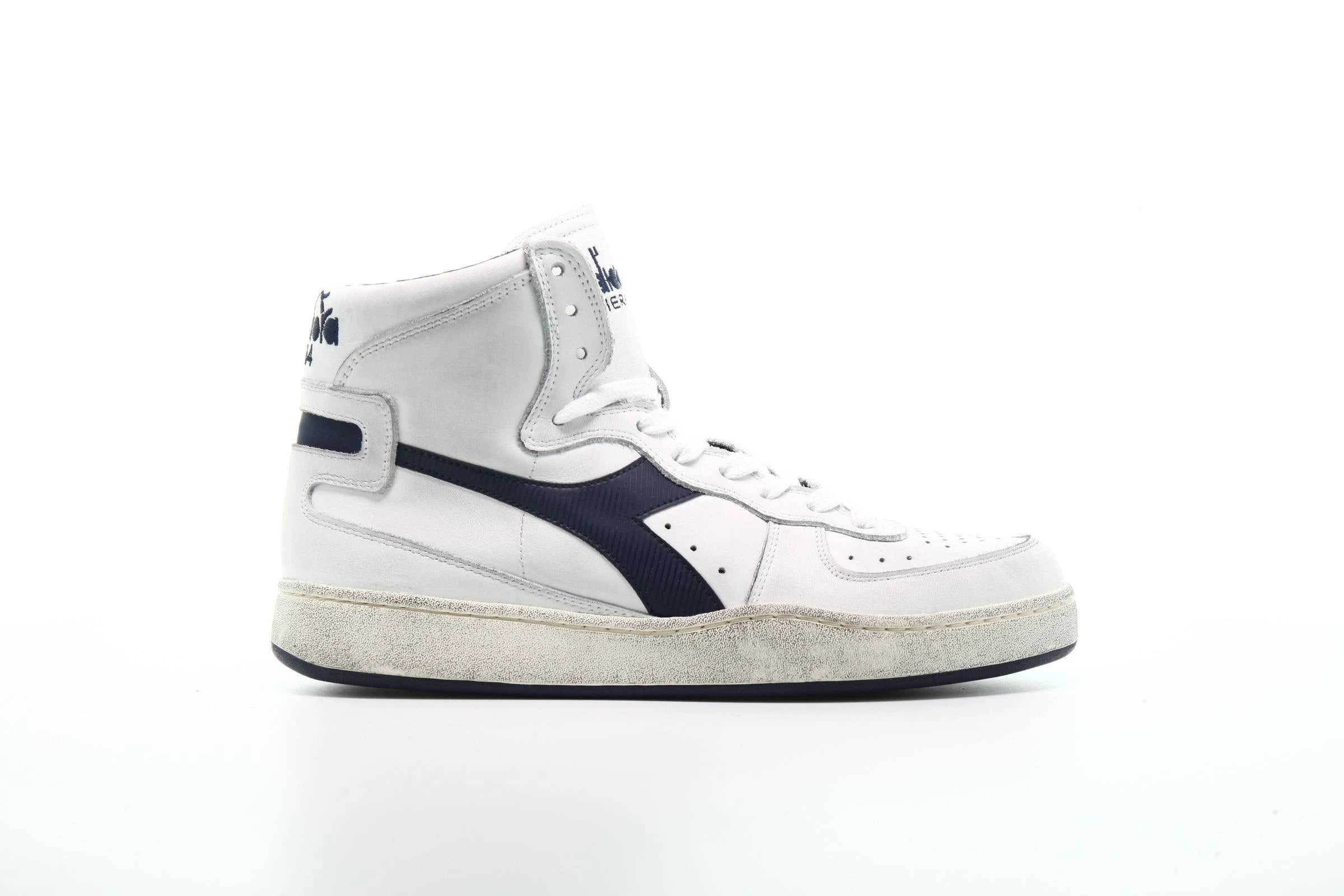 Corsair Basket Shoes Q19227