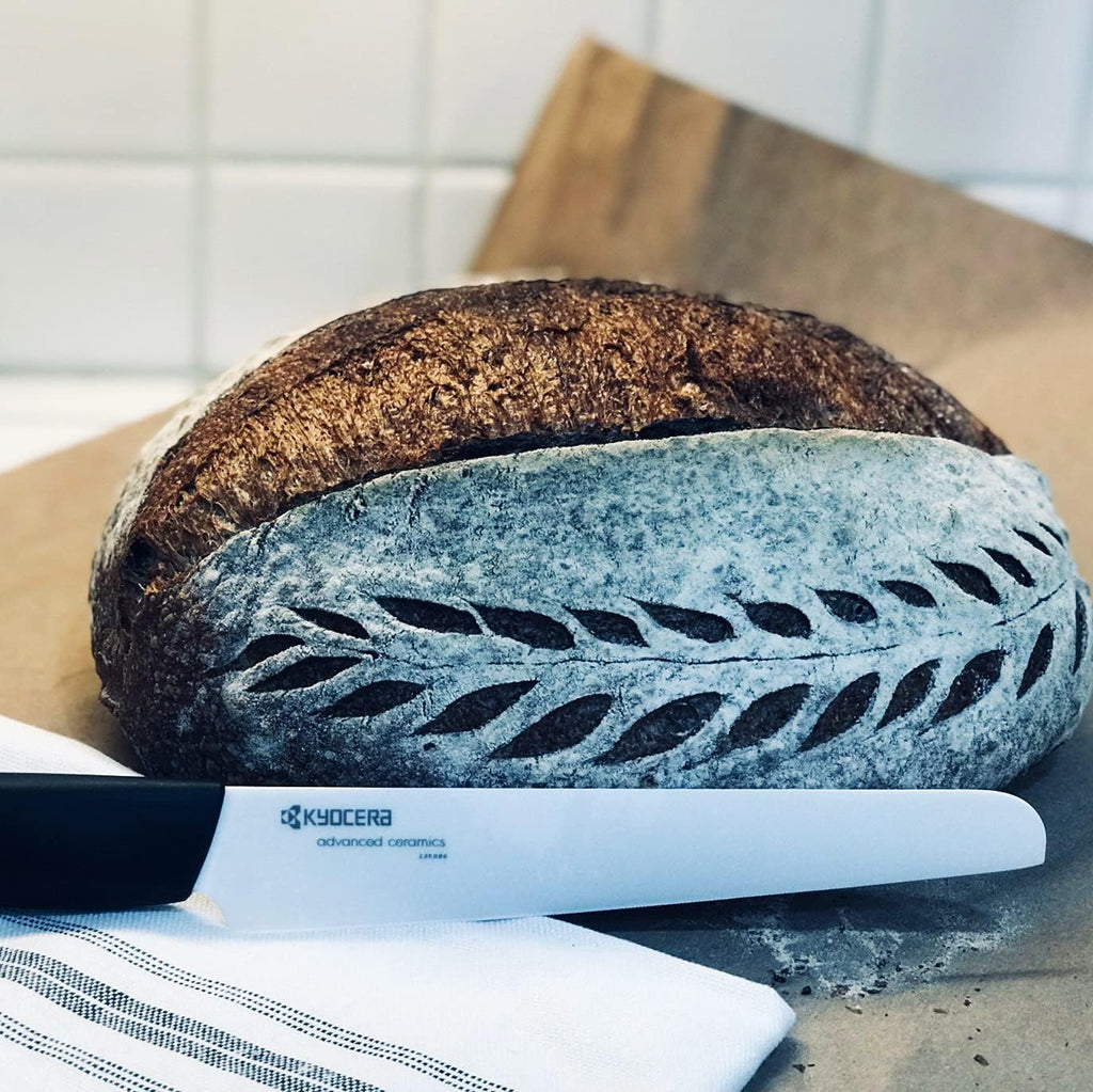 Black Serrated Bread Knife S8386