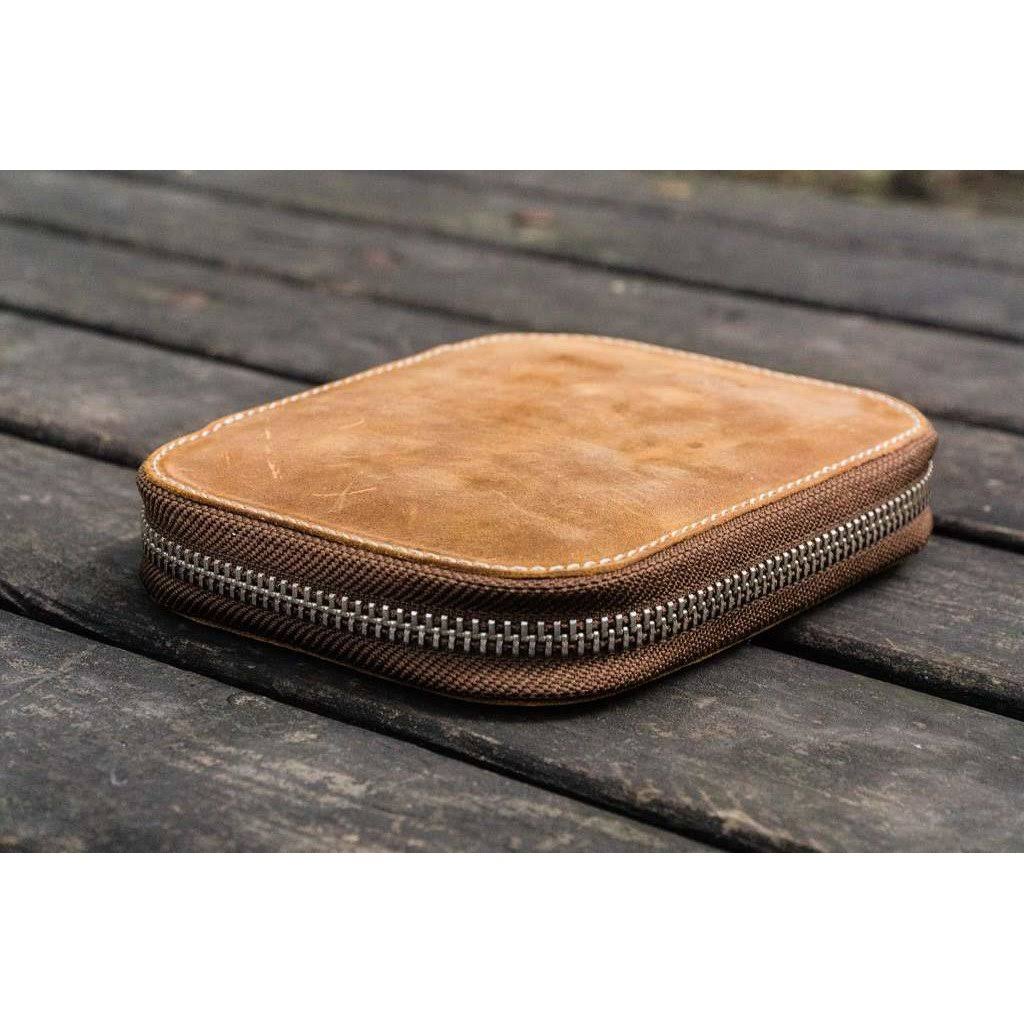 Crazy Horse Brown Zippered 10 Slot Pen Case F231