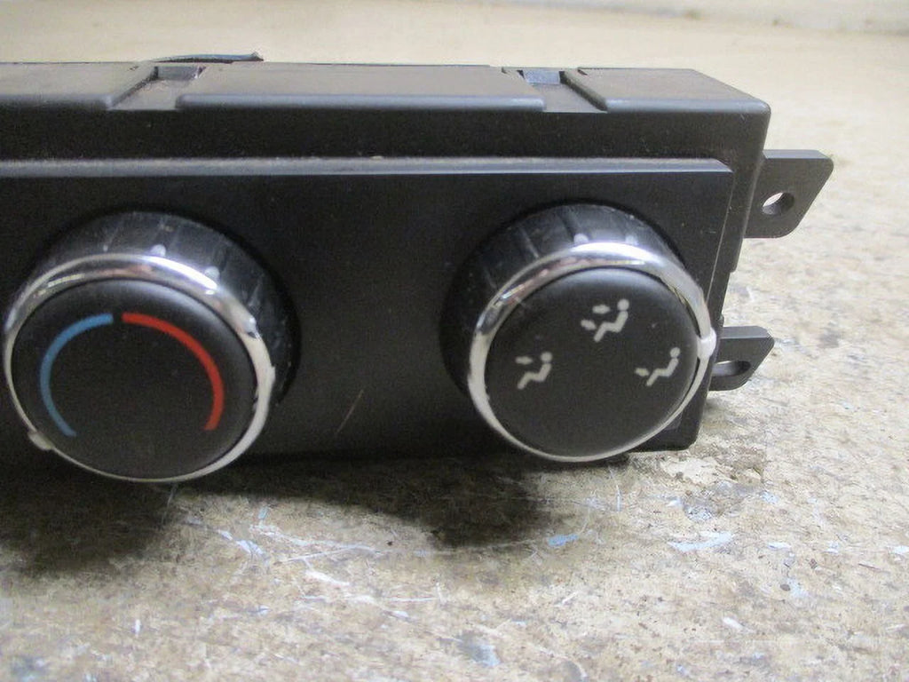 Rear Roof Manual Climate Temperature Control H1407