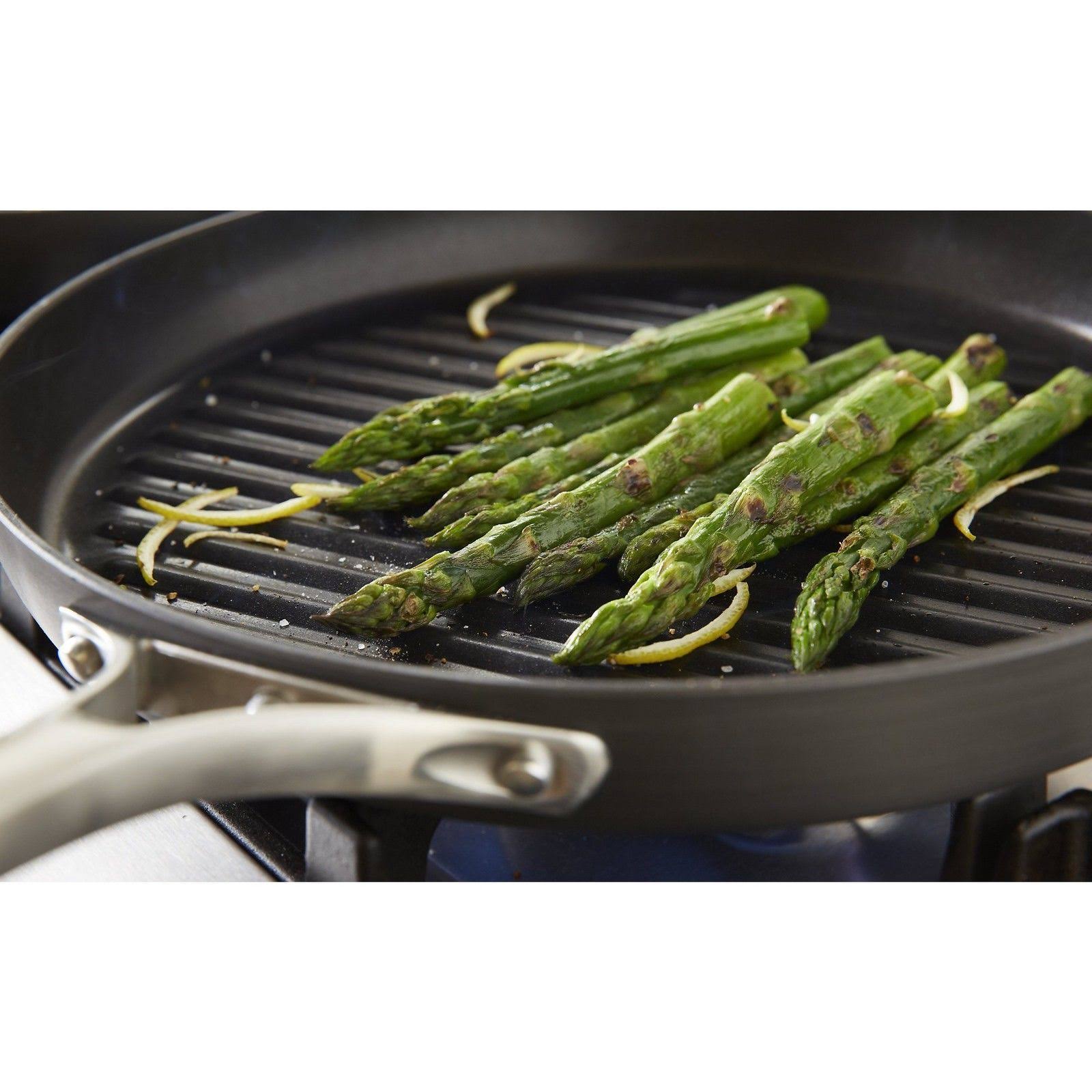 Nonstick 8 inch Omelette Pan K51951