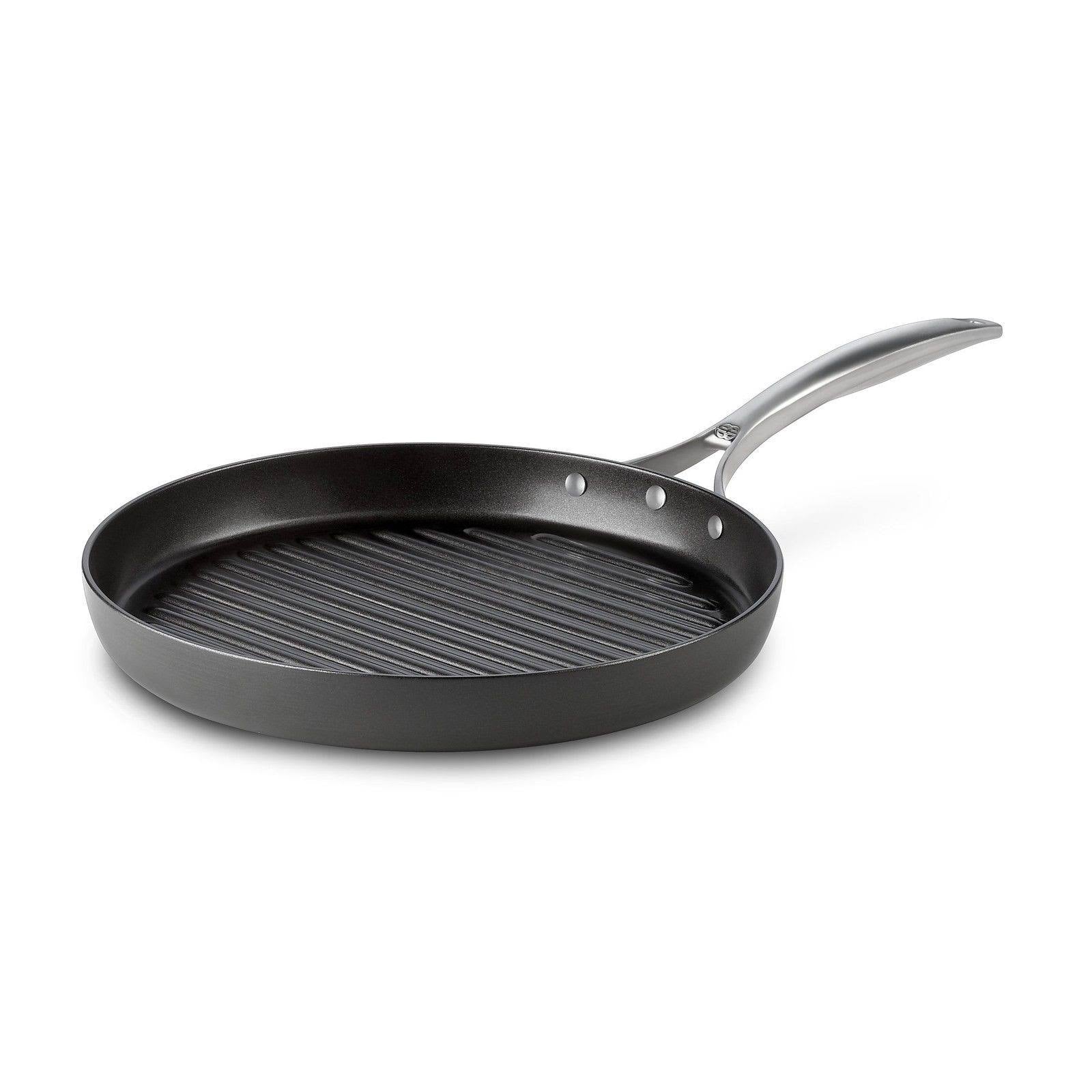 Nonstick 8 inch Omelette Pan K51951