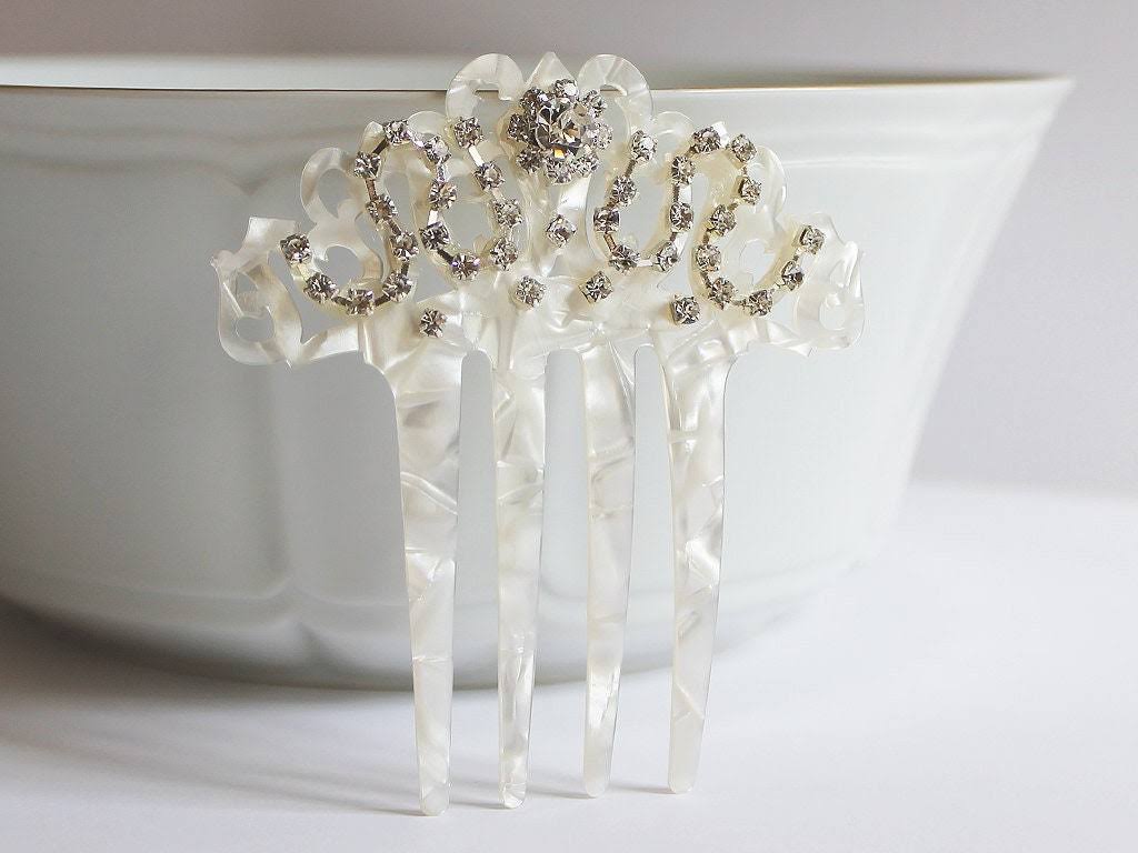 Mother of Pearl Rhinestone Bridal Hair Comb M948096